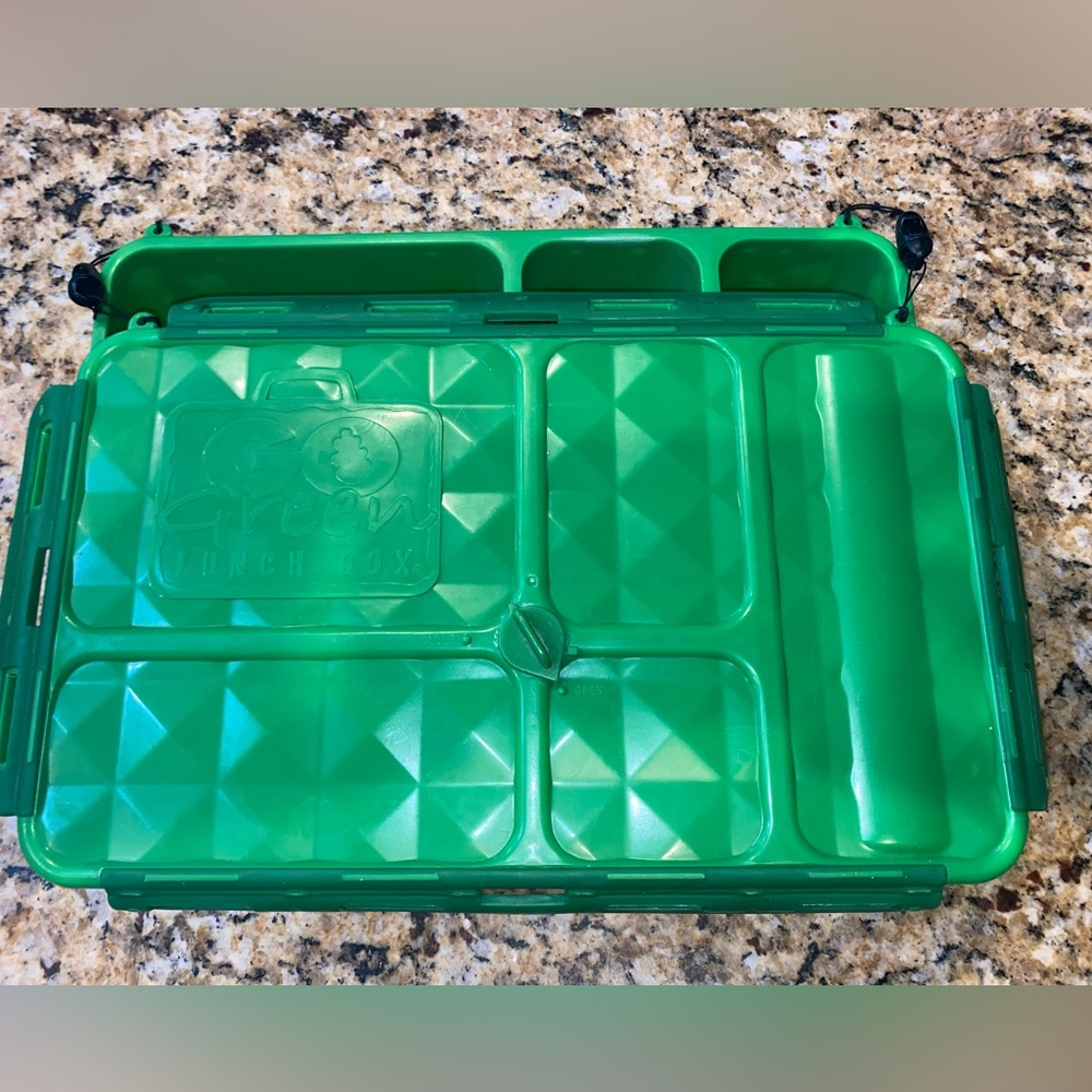 GoGreen bento snack box/lunchbox. Green. Small leakproof lunchbox